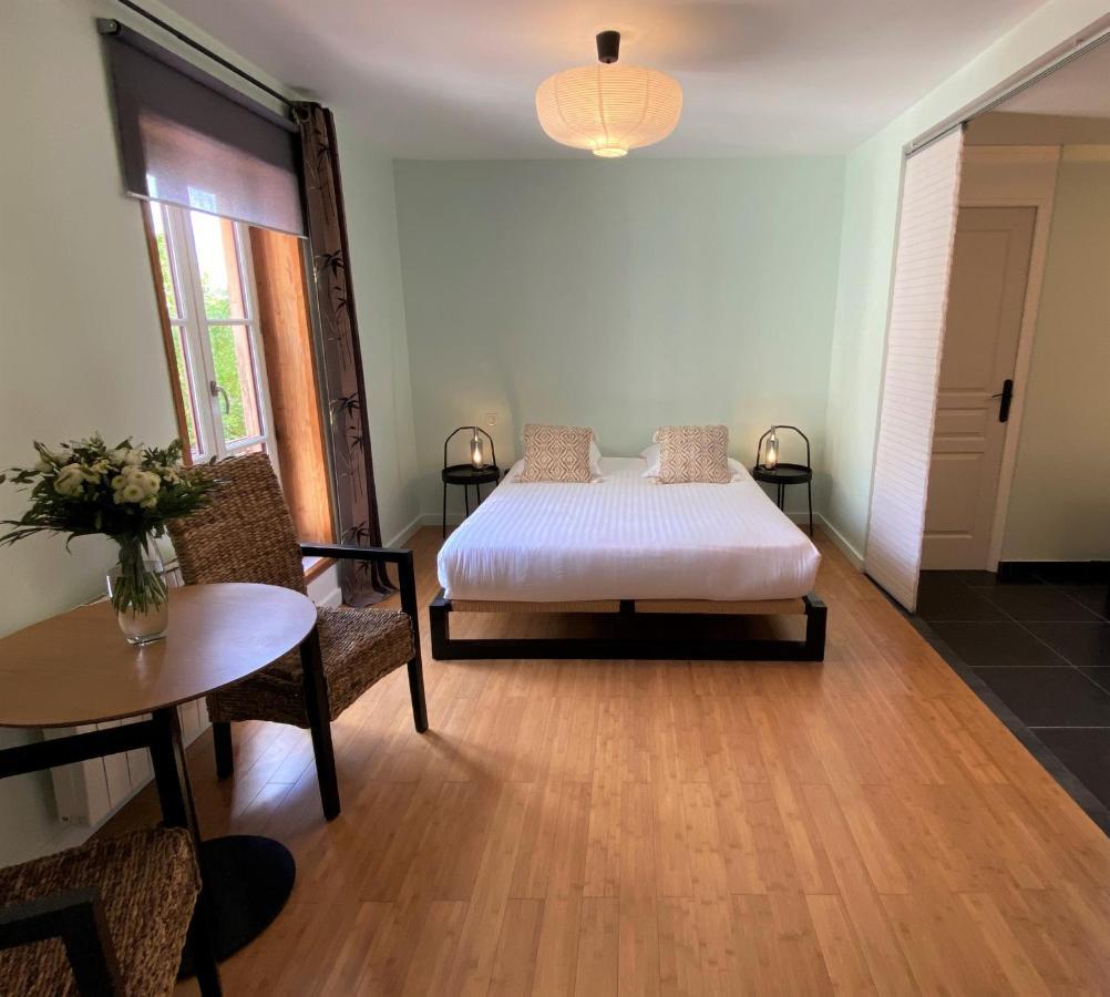 A L'Ombre D'Azay - Demeure D'Hotes - Guesthouse ภายนอก รูปภาพ