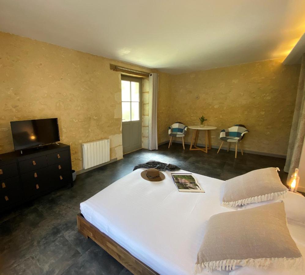 A L'Ombre D'Azay - Demeure D'Hotes - Guesthouse ภายนอก รูปภาพ